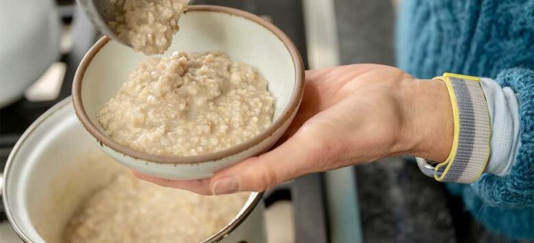 Cách Nấu Yến Mạch Cán Vỡ Nhanh Đơn Giản Tại Nhà