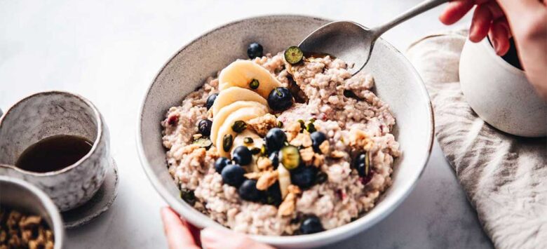 7 Lý Do Nên Ăn Yến Mạch Cán Vỡ Mỗi Ngày – Lợi Ích Bất Ngờ!