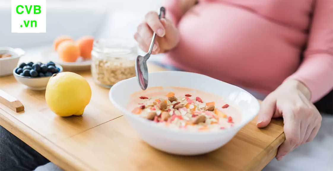 Phụ Nữ Mang Thai Có Nên Ăn Yến Mạch Ăn Liền Mỗi Ngày? Và Những Lưu Ý Khi Ăn Yến Mạch Ăn Liền Trong Thai Kỳ